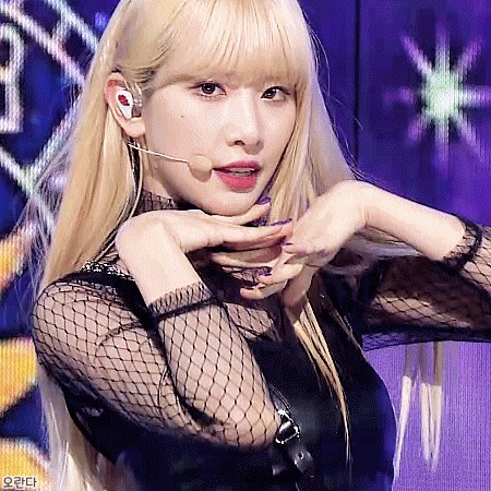 180930 인기가요 우주소녀 설아.gif | 인스티즈