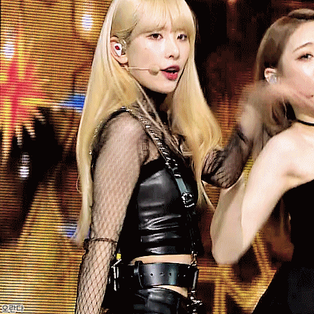 180930 인기가요 우주소녀 설아.gif | 인스티즈