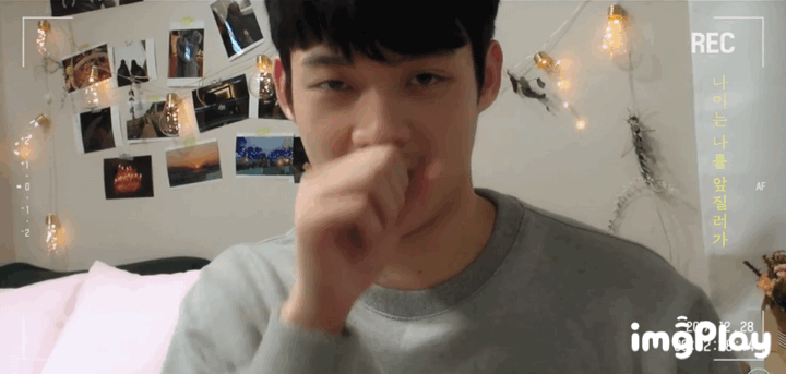 [데이터주의] 취준생이 밤에 들으면 눈물 쏟는 노래 | 인스티즈