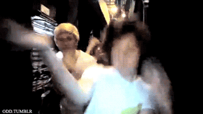 춤추는 해리스타일스.gif | 인스티즈