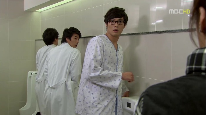 [지붕뚫고하이킥] 고자 이지훈과 책임황.jpg | 인스티즈