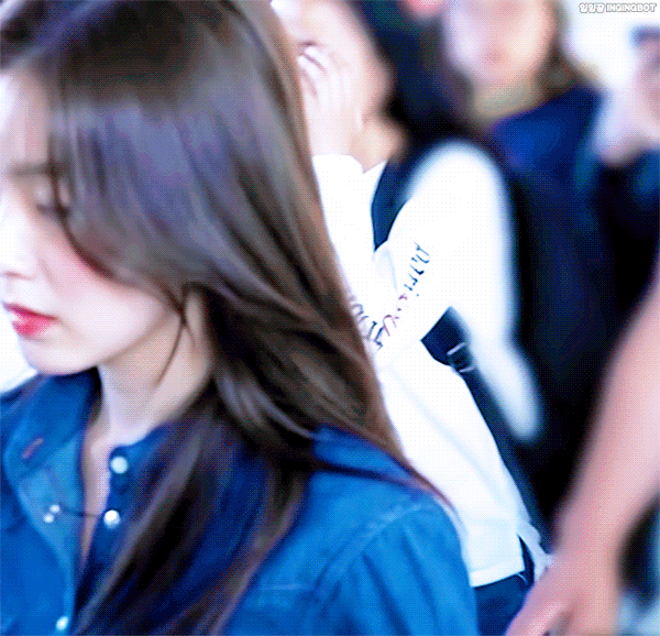 입국하는 아이린 근접샷 ㄷㄷㄷ.gif | 인스티즈
