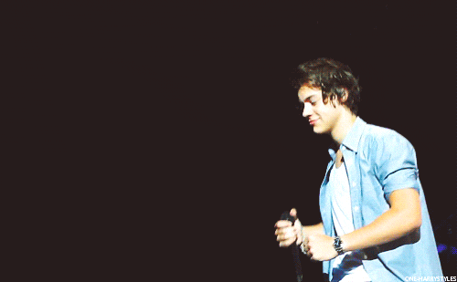 춤추는 해리스타일스.gif | 인스티즈