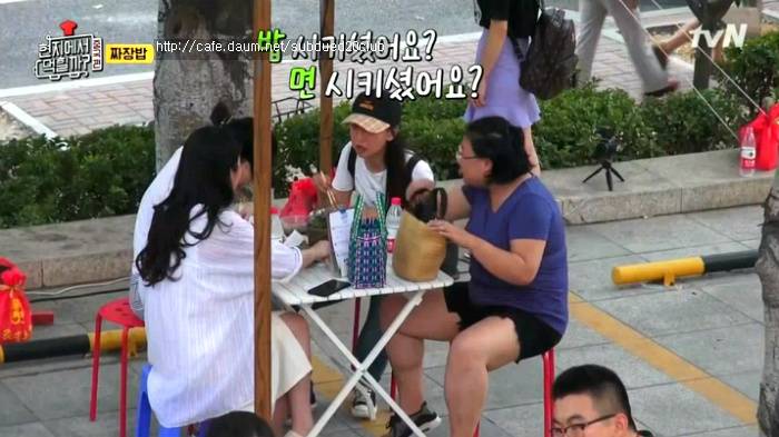 [현지에서먹힐까?] 현지반점에서 본 중국인의 파워친화력 | 인스티즈