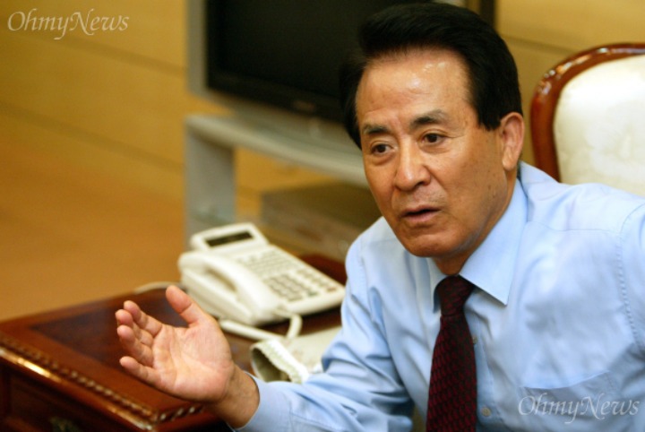 끊임없는 역사 왜곡.. 12.12-5.18 관련자들의 민낯 | 인스티즈