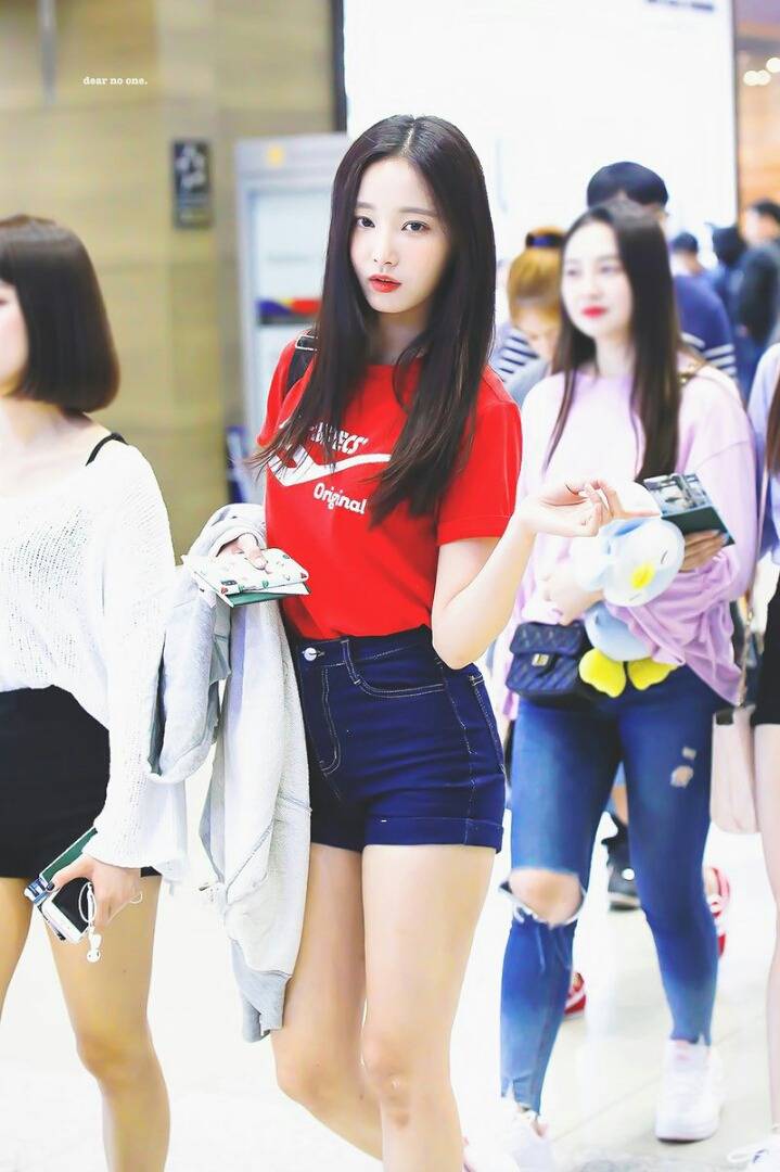 모모랜드의 대표 비쥬얼 연우.jpg - 인스티즈(instiz) 이슈 카테고리