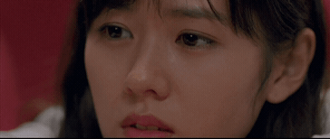 친구가 자꾸 연애편지를 저보고 대신 써달라는데요...gif | 인스티즈