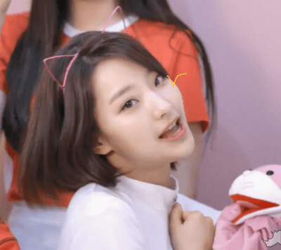 하루의 마무리는 프로미스나인(fromis_9) 롬쌔와 함께.jpgif | 인스티즈