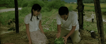 친구가 자꾸 연애편지를 저보고 대신 써달라는데요...gif | 인스티즈