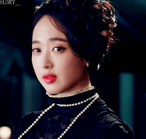 김민정 인생작 전자 vs 후자.gif | 인스티즈