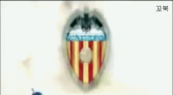 날로 먹는 라이언 긱스.gif | 인스티즈