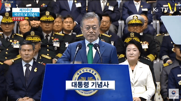 오늘자 문재인의 포스.. | 인스티즈