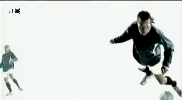 날로 먹는 라이언 긱스.gif | 인스티즈