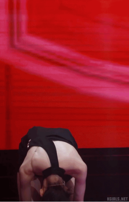 사람홀리는 사나의 눈빛.gif | 인스티즈