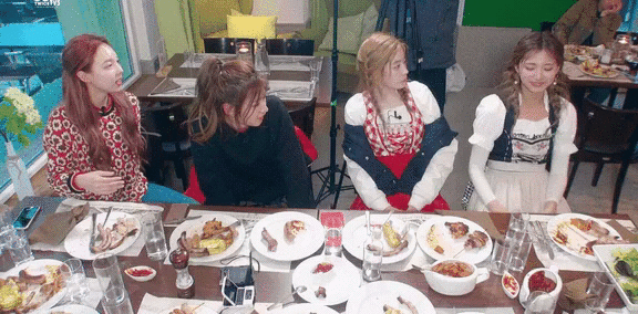 사나한테 매번 말리는 쯔위 (데이터 주의) | 인스티즈