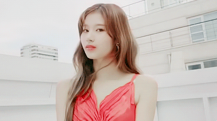 눈에서 꿀떨어지는 사나.gif | 인스티즈