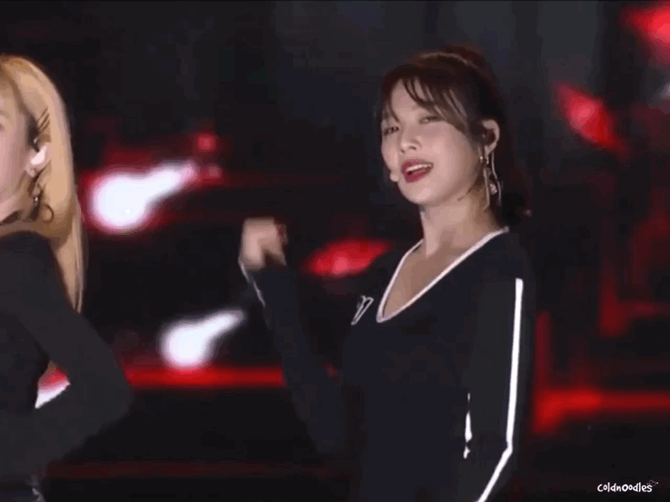 오늘자 포니테일 섹시다이너마이트 조이.jpgif | 인스티즈