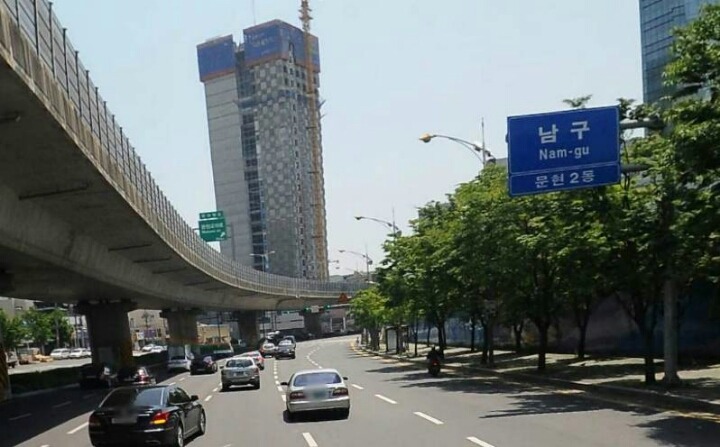 부산의 차가 겁나 밀리는 시내 도로들.jpg | 인스티즈