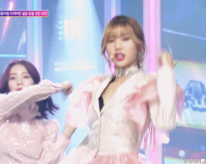 [데이터주의] 오늘자 쇼챔피언 오마이걸.gif | 인스티즈