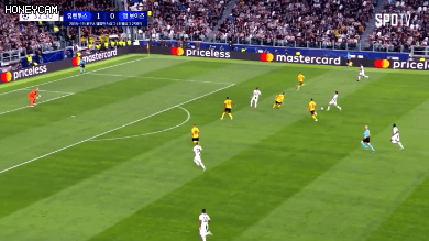 오늘자 챔스 디발라 해트트릭.gif | 인스티즈