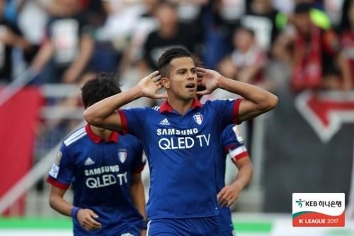 미국경찰이 용의자를 다루는 방법.gif | 인스티즈