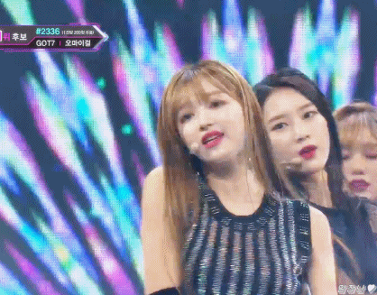 [데이터주의] 오늘자 엠카운트다운 오마이걸.gif | 인스티즈