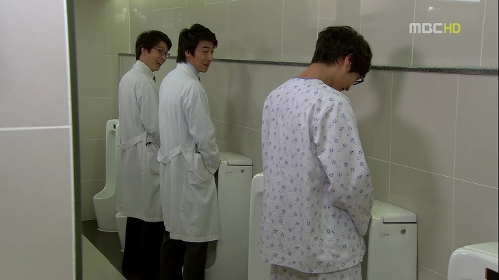 [지붕뚫고하이킥] 고자 이지훈과 책임황.jpg | 인스티즈