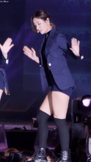 아송페 모모랜드 연우 ㄷㄷㄷ.jpgif | 인스티즈