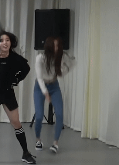 내꺼야 춤추는 강혜원 | 인스티즈