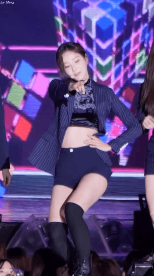 아송페 모모랜드 연우 ㄷㄷㄷ.jpgif | 인스티즈