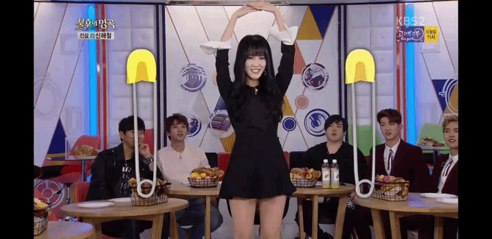 유주언니 따라하는 여자친구 엄지.gif | 인스티즈