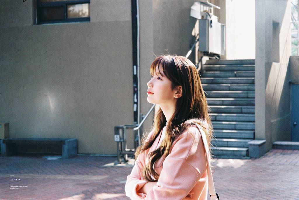 진짜 어쩜이렇게 이쁠까 싶은 수지.jpgif | 인스티즈