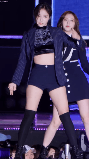 아송페 모모랜드 연우 ㄷㄷㄷ.jpgif | 인스티즈