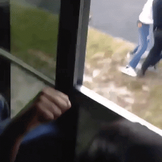 반항하는 10대들 제압하는 미국 경찰 | 인스티즈