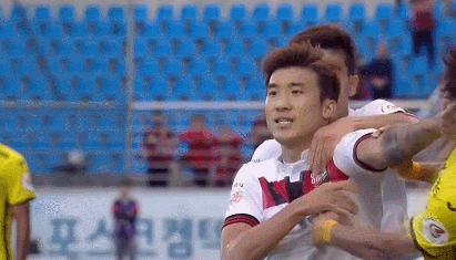 고요한 다이렉트 퇴장장면.gif | 인스티즈