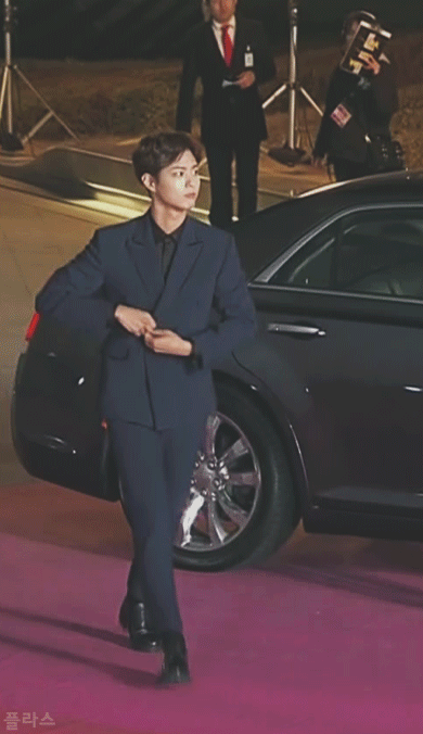 남배우치고 다양한 코디 시도하는 박보검 스타일리스트.jpg | 인스티즈