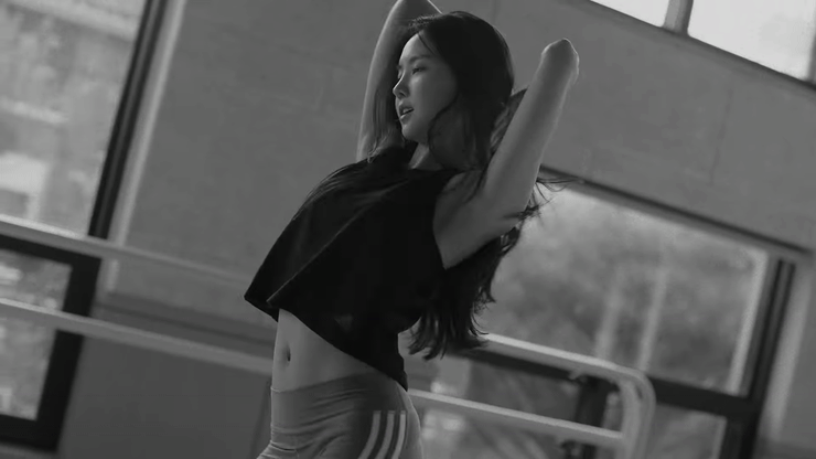 손나은 아디다스 광고짤 .gif | 인스티즈