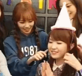 아이즈원) 히짱의 꿈과 희망을 노리는 채원&amp;민주 | 인스티즈