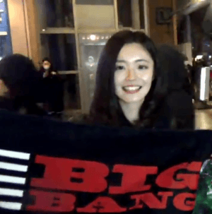 일본 아프리카BJ가 야외방송에서 만난 처자 쓰리톱 ㄷㄷㄷㄷ | 인스티즈