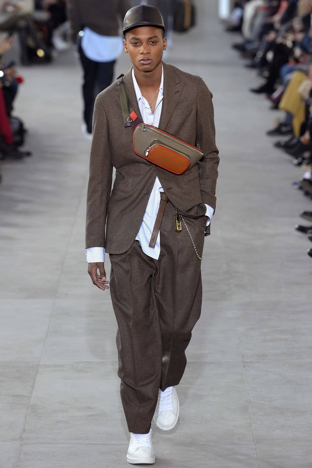 [루이비통] Louis Vuitton 2017.18 F/W 남성복 컬렉션 (ft. 슈프림) | 인스티즈