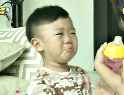 누나들이 다른 아기만 이뻐해서 질투폭발한 대박이 ㅋㅋㅋㅋㅋ | 인스티즈