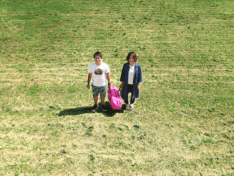 손만 잡고 자는 텐트.jpgif | 인스티즈