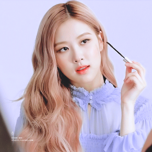 화장품 광고 찍다가 미모 폭발한 블랙핑크 지수, 로제 - 인스티즈(instiz) 이슈 카테고리