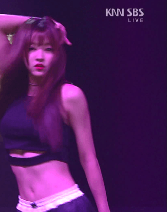 160 여자아이돌 중에서 비율 甲이라는 유아.gif | 인스티즈