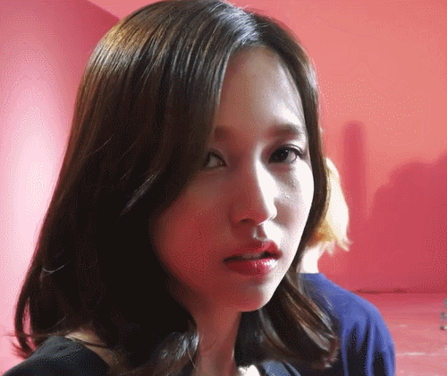 무표정으로 신난 트와이스 미나 | 인스티즈