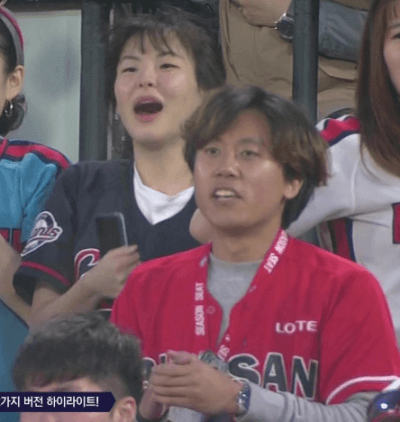 오늘자 롯데팬 극대노.gif | 인스티즈