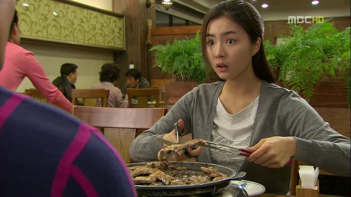 [지붕뚫고하이킥] 떡실신 제조기와 지옥에서 온 식모의 술주정.jpg | 인스티즈