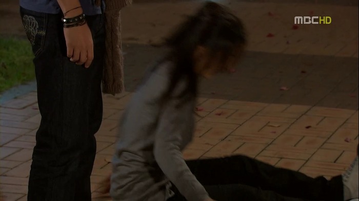 [지붕뚫고하이킥] 떡실신 제조기와 지옥에서 온 식모의 술주정.jpg | 인스티즈