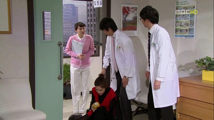 [지붕뚫고하이킥] 고자 이지훈과 책임황.jpg | 인스티즈