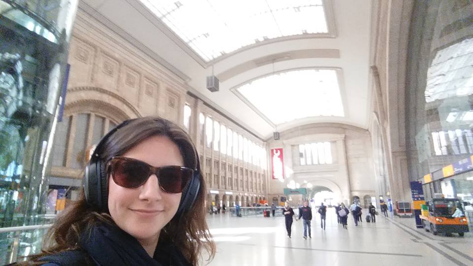 월세 너무 비싸서 기차에서 생활하는 독일의 여대생.JPG | 인스티즈